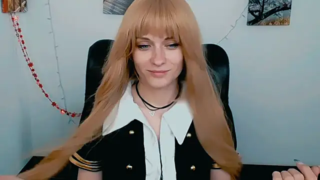 PeppyMiaのライブXXXチャット