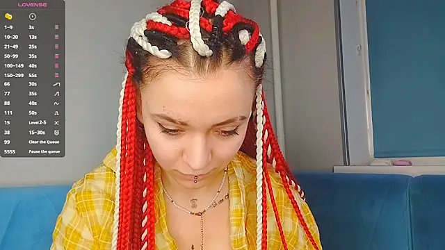 Онлайн чат XXX ShayneMilush