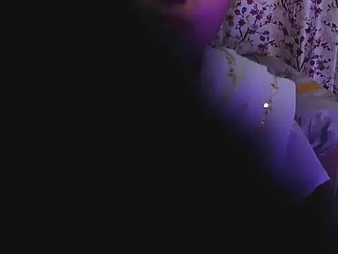 Avni-kumariiのライブXXXチャット