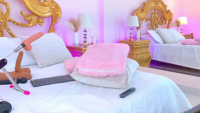 AshleyFerri Adlı Modelin Canlı XXX Sohbeti