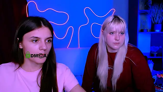 lisa_dark_'s Live XXX Chat