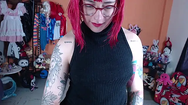 Pokazy przed kamerką – MissMiia2