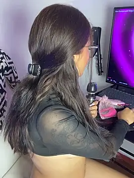 Cloe_pink1 Adlı Modelin Canlı XXX Sohbeti