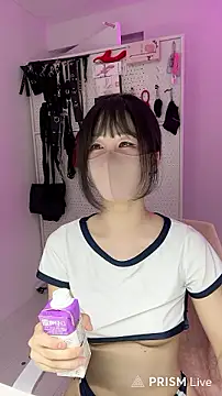 gumi_0418 Webcam Show