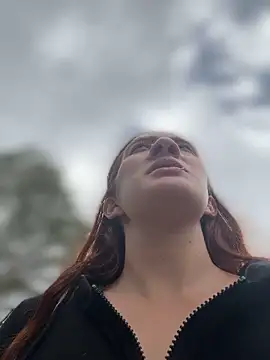 Živý XXX chat Samyra_Biker12