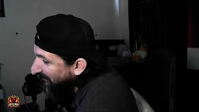 Chatroom XXX en direct de DevilPup75_