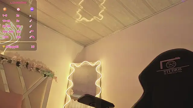 Czat XXX na żywo – ZURY_TAY