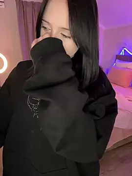 Živý XXX chat YourLittleDevil