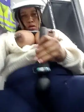 _Mia-Safety_Inspector Webcam show