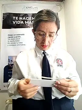 Valentina--1: онлайн-секс-чат