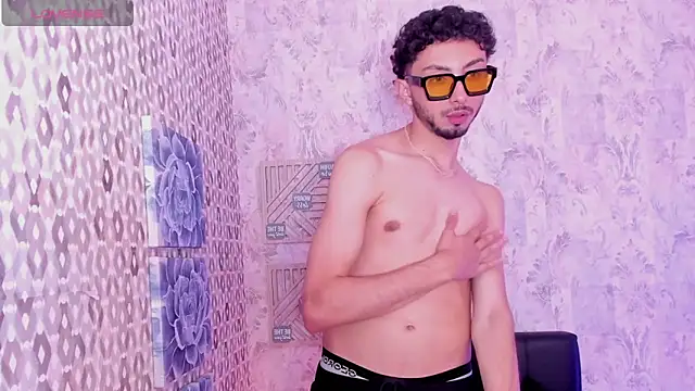 harry_salvatore Adlı Modelin Web Kamerası Şovu