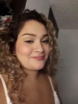 Sara_smiiith211 现场聊天室