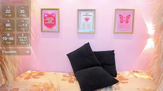 Chat XXX ao vivo de NinaaParker