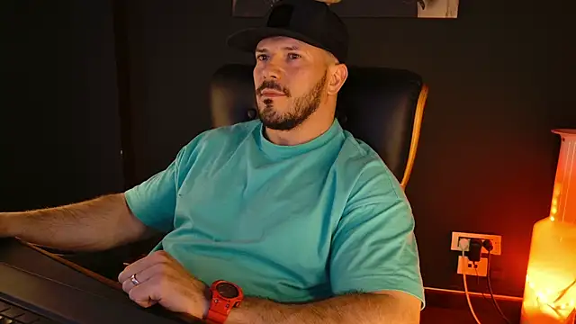 AngeloEric – Naživo XXX chat