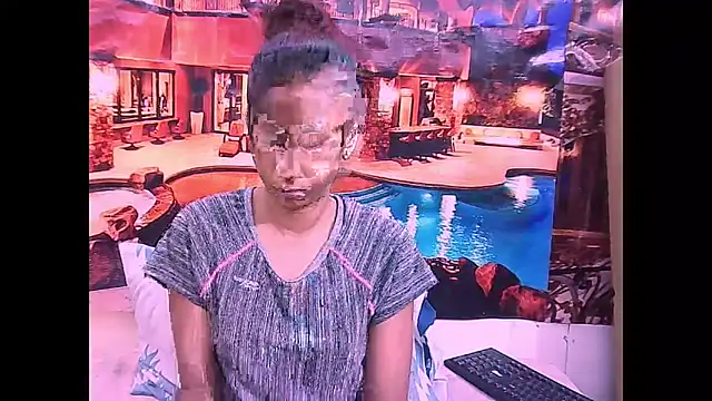 Chat XXX ao vivo de IndianSexyButt