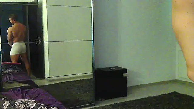 muscularkevin Live XXX-Chat