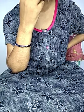 Chitti_Chilaka_Telugu Chat XXX in diretta