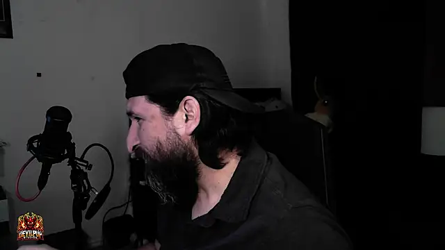 Pertunjukan Kamera Web DevilPup75_