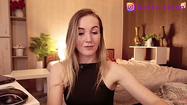 Hello_Lisha: απευθείας συνομιλία ΧΧΧ