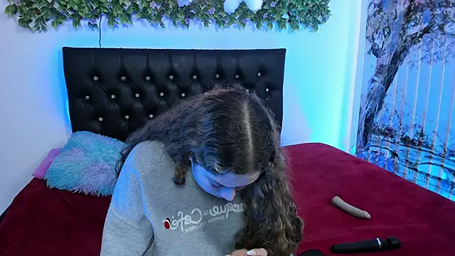 valeria_and_zoe: вебкам-шоу