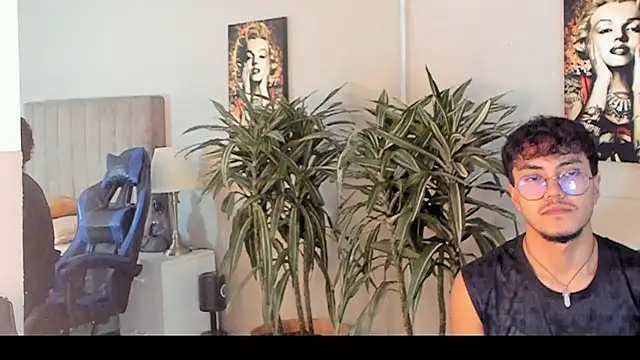 kai_storn Show in webcam