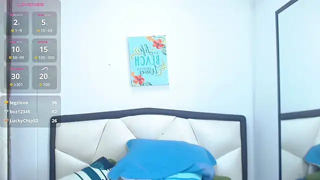 XXX chat uživo modela Sara_Marks