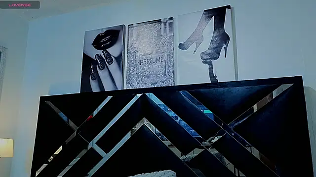 Un_Sluttyy's Live XXX Chat