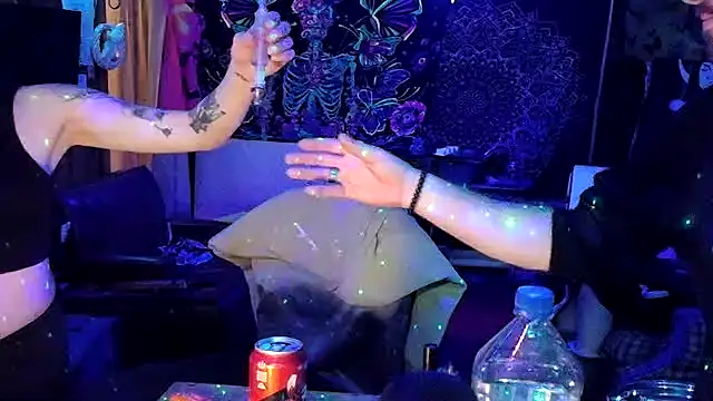 SexuallyExplicitのライブXXXチャット