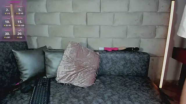 Онлайн чат XXX HollyGrey_