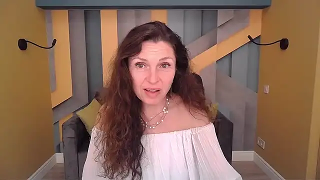 Онлайн чат XXX EllaLong