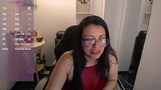 QueenRose94 Live XXX-Chat