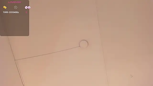 แชท XXX สดของ scarlettadams__