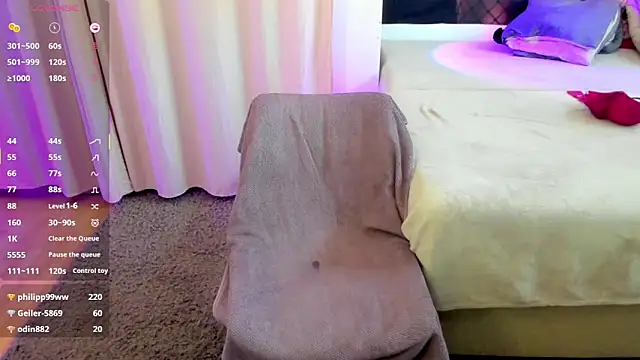 Oktopussy: вебкам-шоу