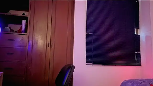 MiaCollinssx: απευθείας συνομιλία ΧΧΧ