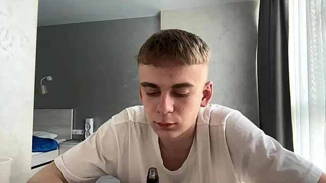 SoloFury: απευθείας συνομιλία ΧΧΧ