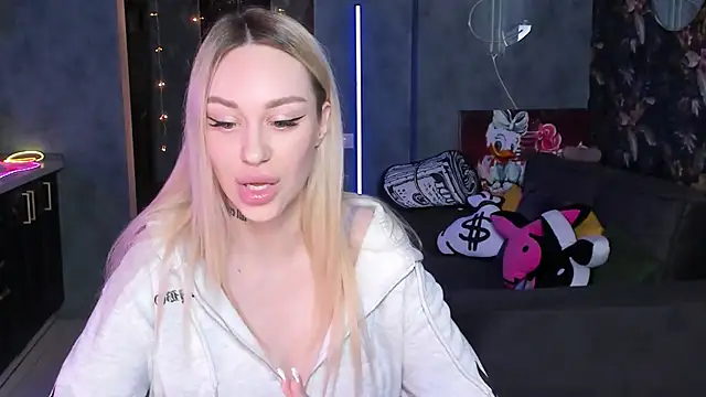 Онлайн чат XXX Blckmirrorr