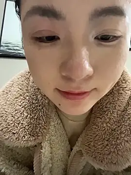 XXX chat uživo modela Sinicoco