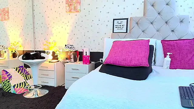 JulietaReyessのライブXXXチャット