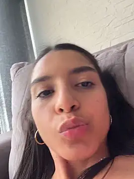 violeta365's Live XXX Chat