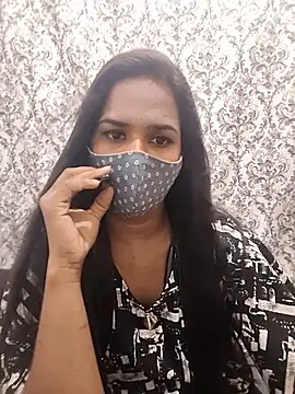 Tamil_Charu_のウェブカメラショー