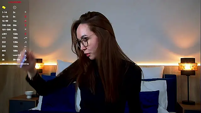 EmilyGray__ 现场XXX聊天