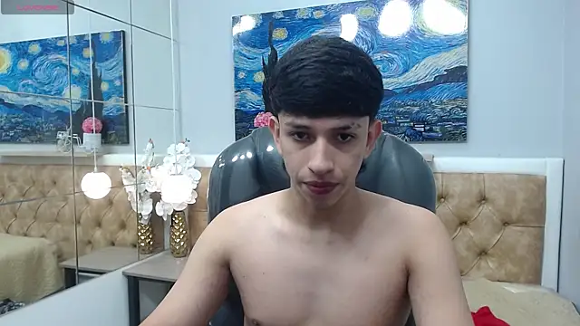 AdrianFranko 网络视讯表演