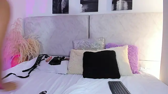 naomiii__: онлайн-секс-чат