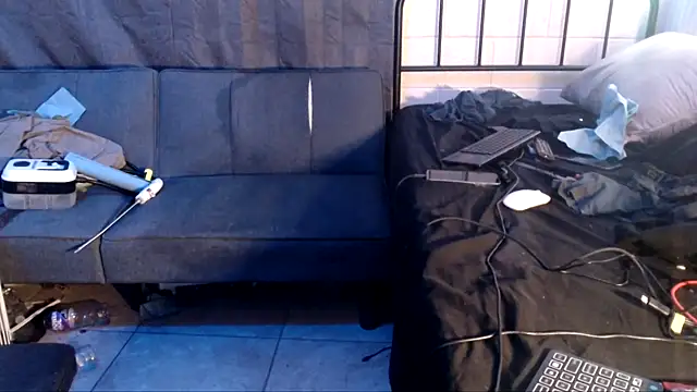 Czat XXX na żywo – k1oudE