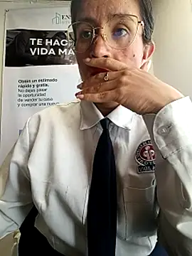 Valentina--1: онлайн-секс-чат