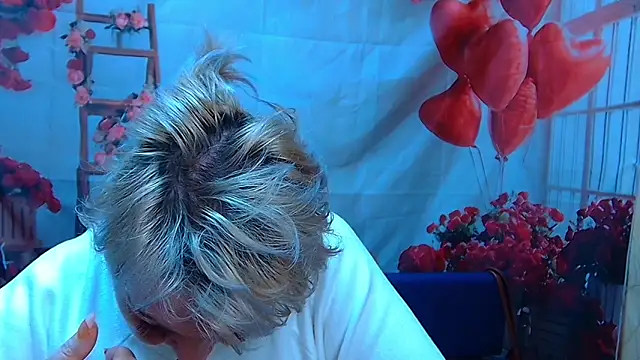 RenataDaster Chat XXX in diretta