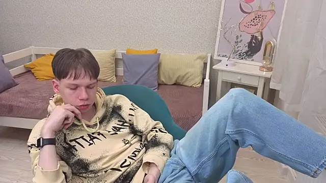 EliotMars Live XXX-chat