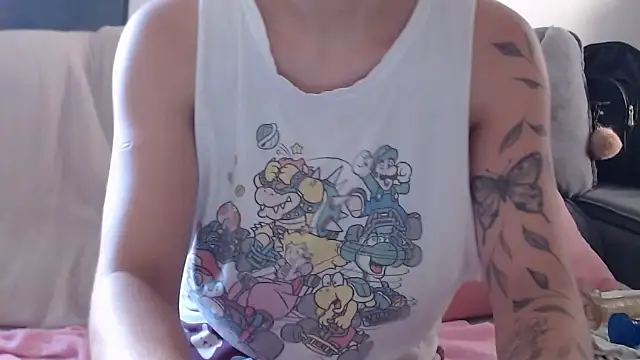 bustycarly: онлайн-секс-чат