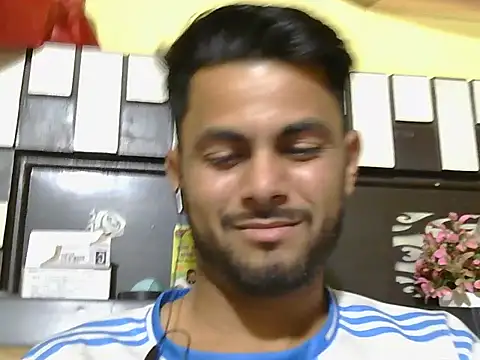 Stubborndesiboy Chat XXX in diretta