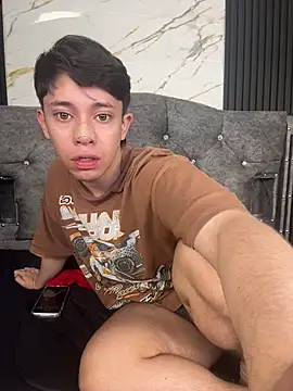 Noah-ledom Webcam-Show